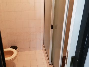 Venta casa Avda. Pellegrini/Necochea, magnÃ­fica propiedad estilo mediterrÃ¡neo, pileta, parque, jacuzzi.