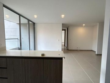 apartamento en arriendo en loma de los mesa. Cod A9434006