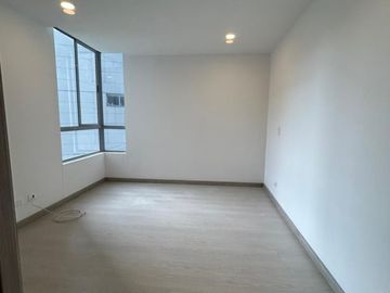 apartamento en arriendo en loma de los mesa. Cod A9434006
