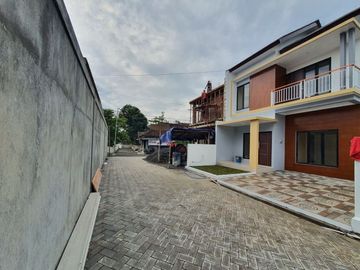 Rumah siap huni bangunan 2 lantai dalam perumahan di Jl. Imogiri Timur km 7, Tamanan, Banguntapan, Bantul, Yogyakarta