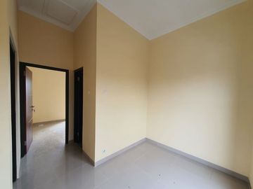 Rumah siap huni bangunan 2 lantai dalam perumahan di Jl. Imogiri Timur km 7, Tamanan, Banguntapan, Bantul, Yogyakarta