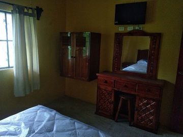 Espectacular Casa en Venta! Amplio Jardín, Valladolid, Pueblo