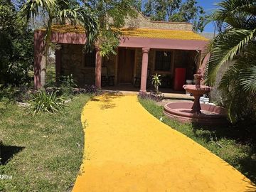 Espectacular Casa en Venta! Amplio Jardín, Valladolid, Pueblo