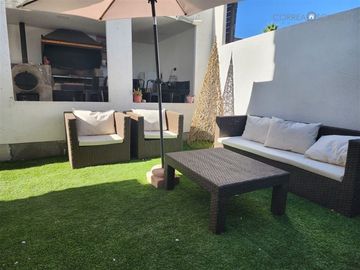 Casa en Venta en Condominio cercano a Arturo Prat, Machalí