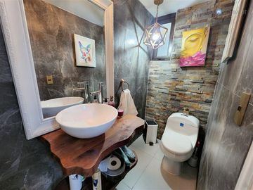 Casa en Venta en Condominio cercano a Arturo Prat, Machalí