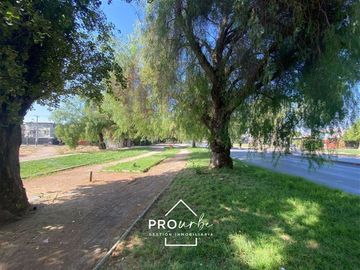 Casa en Venta en Avenida Lo Errazuriz
