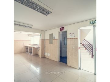 VENDO EDIFICIO CONSTRUIDO DE 5 PISOS