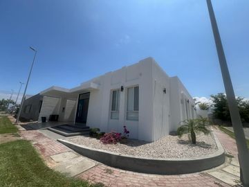 VENTA CASA ESTRENO PISCINA URB. MARENOSTRO SEGURIDAD 24/7 RUTA DEL SOL ( RS)