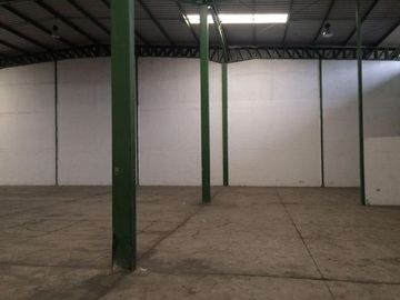 VIA DAULE KM 11, VENDO COMPLEJO DE BODEGAS 9500 m2