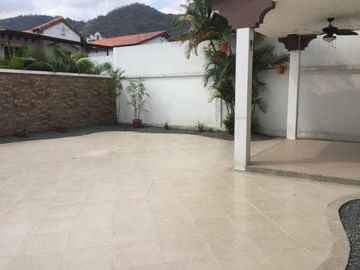 Terranostra - etapa Tarragona, Venta Hermosa casa buen metraje!!(J.Luna)