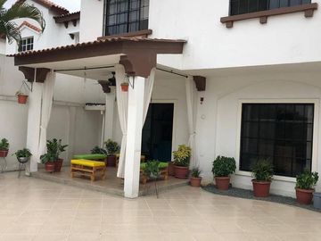 Terranostra - etapa Tarragona, Venta Hermosa casa buen metraje!!(J.Luna)