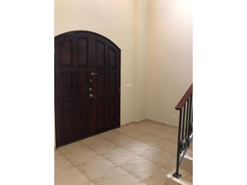 ALQUILO ESPECTACULAR CASA 350MT2  EN CLAYTON VILLAGE L/B