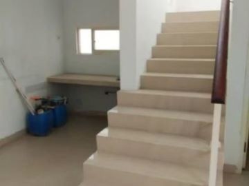 Disewa Rumah Pakuwon City Long Beach, Surabaya Timur