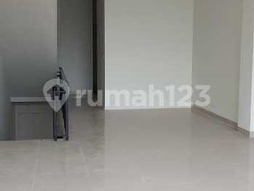 Ruko 4 lantai golf island cocok untuk cafe, resto, office