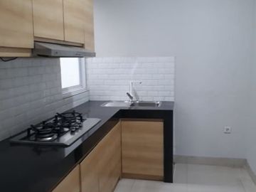 Rumah kuldesak, hadap utara, renovasi 2021, bukit cinere indah