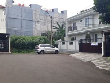Rumah kuldesak, hadap utara, renovasi 2021, bukit cinere indah