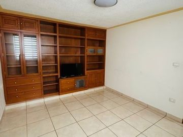 CASA EN VENTA COL. LA PAZ  CON RECÁMARA EN PB CERCA DE AV. JUÁREZ PUEBLA