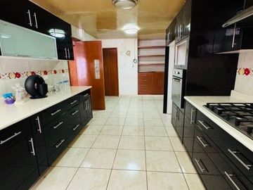 CASA EN VENTA COL. LA PAZ  CON RECÁMARA EN PB CERCA DE AV. JUÁREZ PUEBLA
