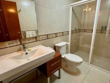 CASA EN VENTA COL. LA PAZ  CON RECÁMARA EN PB CERCA DE AV. JUÁREZ PUEBLA