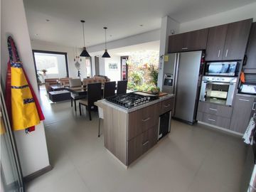 Venta Finca Vereda El Perico Envigado Area 6400m2