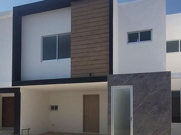 CASA EN VENTA EN FRACCIONAMIENTO EN CUAUTLANCINGO PUEBLA