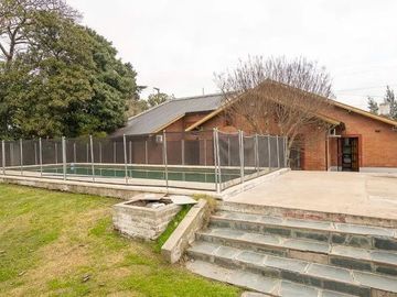 Chalet en venta en Burzaco Este