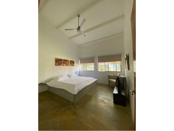 CASA DE PLAYA CON PISCINA Y AMPLIO JARDIN EN VENTA, SANTA CLARA (6)
