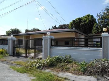 Furnished House for Rent with 4 Bedroom in Angeles City P55k