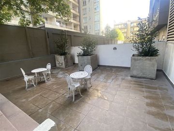 Departamento en Venta en Irarrazaval con Montenegro