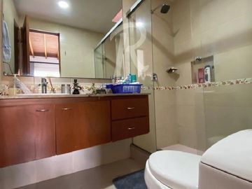 apartamento en venta en benedictinos. Cod V9739