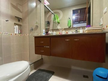 apartamento en venta en benedictinos. Cod V9739