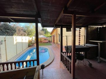 COUNTRY CLUB, COLEGIO SAINT JOHNS, ANDREE