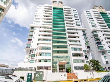 VENDO APARTAMENTO PH ELMARE