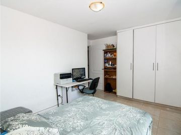 VENDO APARTAMENTO PH ELMARE