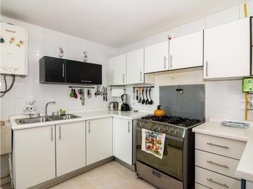 VENDO APARTAMENTO PH ELMARE