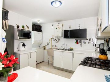 VENDO APARTAMENTO PH ELMARE
