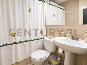 Arriendo Amplio Depto 2D 2B 1E, Península de Andalué