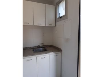 LOCAL EN VENTA EN LOMAS DE SAN ISIDRO