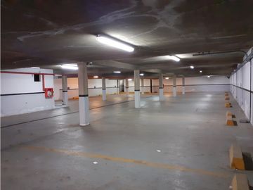 LOCAL EN VENTA EN LOMAS DE SAN ISIDRO