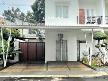 Rumah Cantik 2 Lantai Siap Huni Dekat Bintaro AI 18798