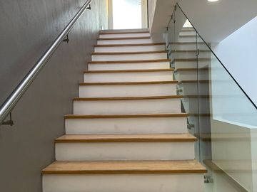 Se Vende Casa en Cañadas del Lago, Roof Garden, Terreno 222 m2, de LUJO !