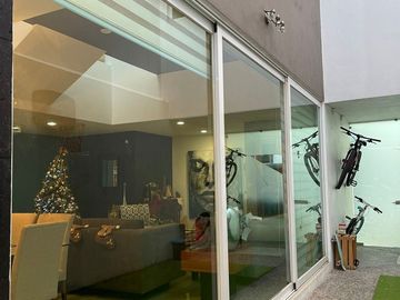 Se Vende Casa en Cañadas del Lago, Roof Garden, Terreno 222 m2, de LUJO !
