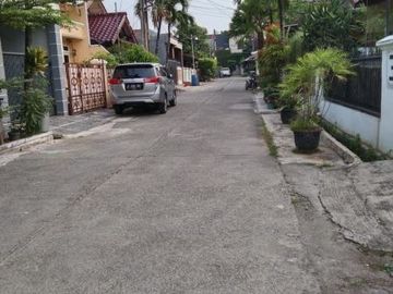 Rumah cluster tanah luas hook siap huni dalam komplek bebas banjir