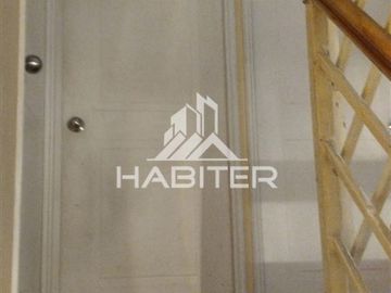 Casa en venta de 4 dorm. en Maipú