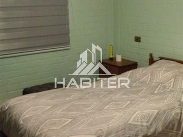 Casa en venta de 4 dorm. en Maipú