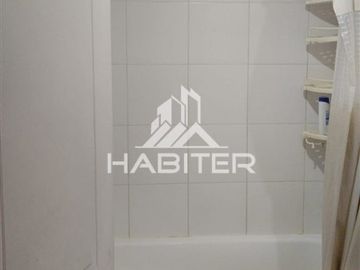 Casa en venta de 4 dorm. en Maipú