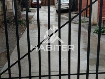 Casa en venta de 4 dorm. en Maipú