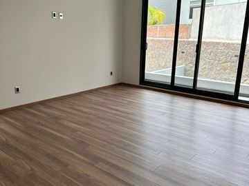 CASA EN VENTA EN SIERRAZUL SLP