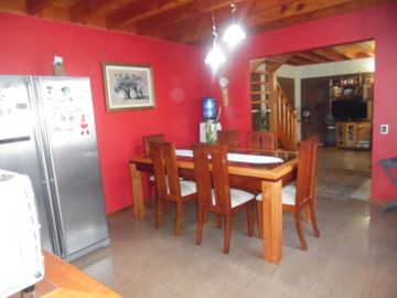 casa linda, grande en la villa san javier, peñaflor