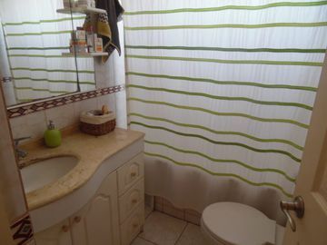 casa linda, grande en la villa san javier, peñaflor